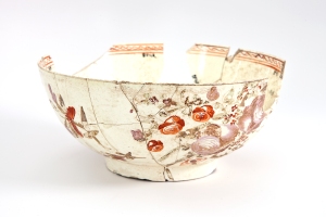 Hand-painted creamware bowl